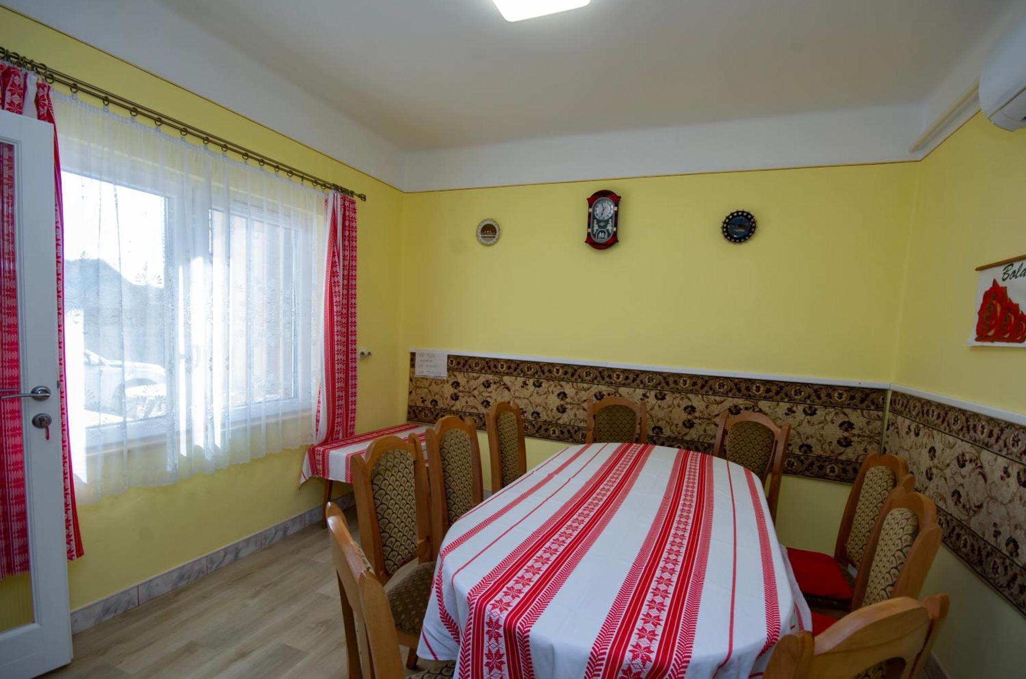 Amalia Apartman Jula Exterior foto