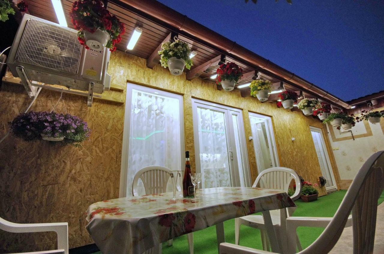 Amalia Apartman Jula Exterior foto