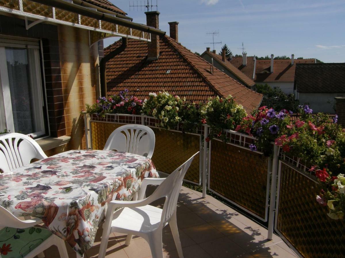 Amalia Apartman Jula Exterior foto